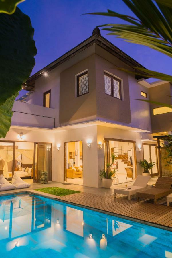 Villa Duna Seminyak  Exterior photo